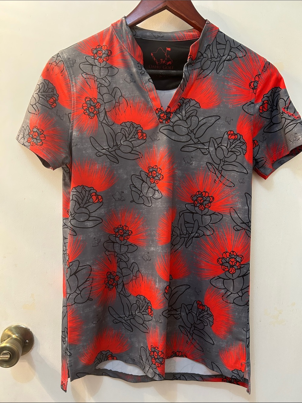 OGA Gray & Red Lehua Floral Short-Sleeve Shirt, Sz S